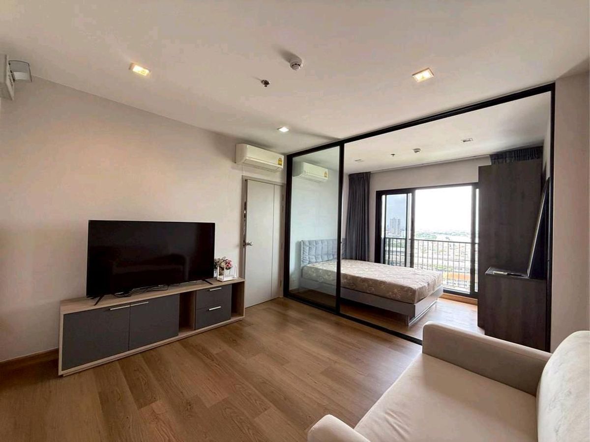 ให้เช่าคอนโดรัตนาธิเบศร์ สนามบินน้ำ พระนั่งเกล้า : 📣ให้เช่าคอนโด The Politan Rive 🏢 ติดแม่น้ำเจ้าพระยา พร้อมเครื่องใช้ไฟฟ้าครบครัน คุ้มสุดๆ เพียง 10,000/เดือน ‼️