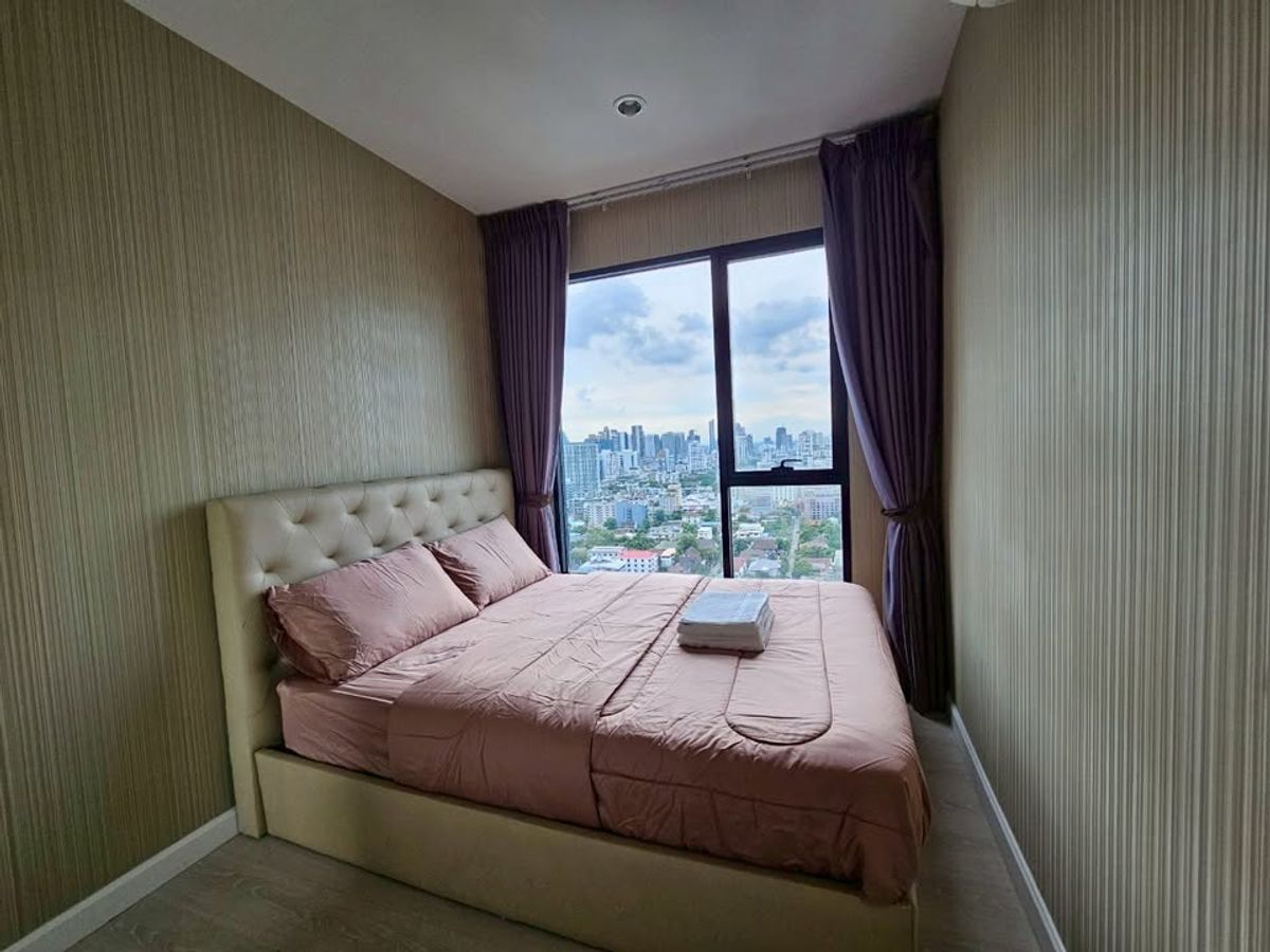 For SaleCondoRama9, Petchburi, RCA : ✨ Corner Unit 3-Bedroom at The Niche Pride Thonglor–Phetchaburi | High Floor with Unblocked City View | Fully Built-in & Ready to Move In | Prime Location on Main Road, Close to MRT Phetchaburi