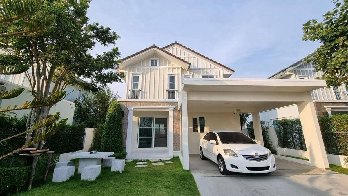For RentHouseBangna, Bearing, Lasalle : For Rent Villaggio Srinakarin-Banna /3 Bed3bath /45,000