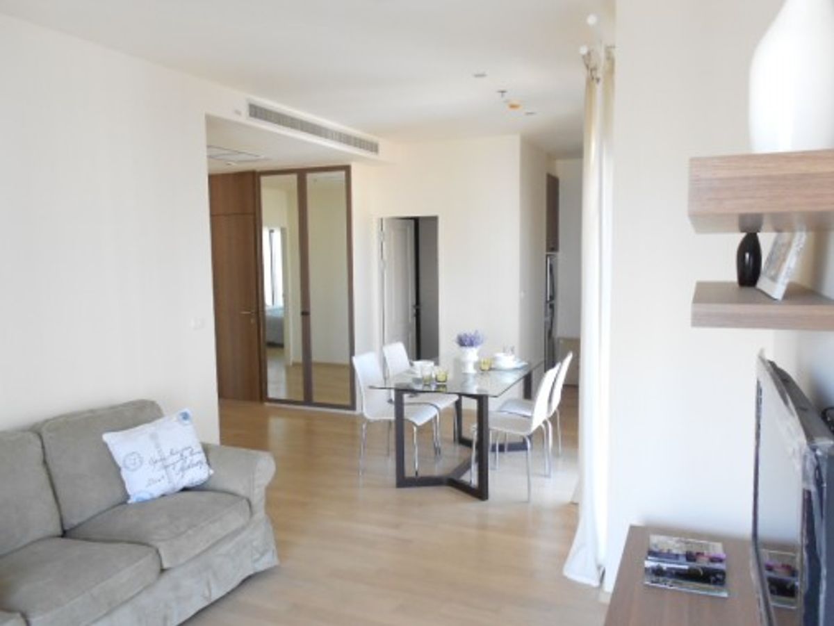 For RentCondoSukhumvit, Asoke, Thonglor : 2 bed 2 bath 72 sqm condo at Noble Refine for rent 50,000THB per month, Sukhumvit Soi 26, Phrom Phong BTS station