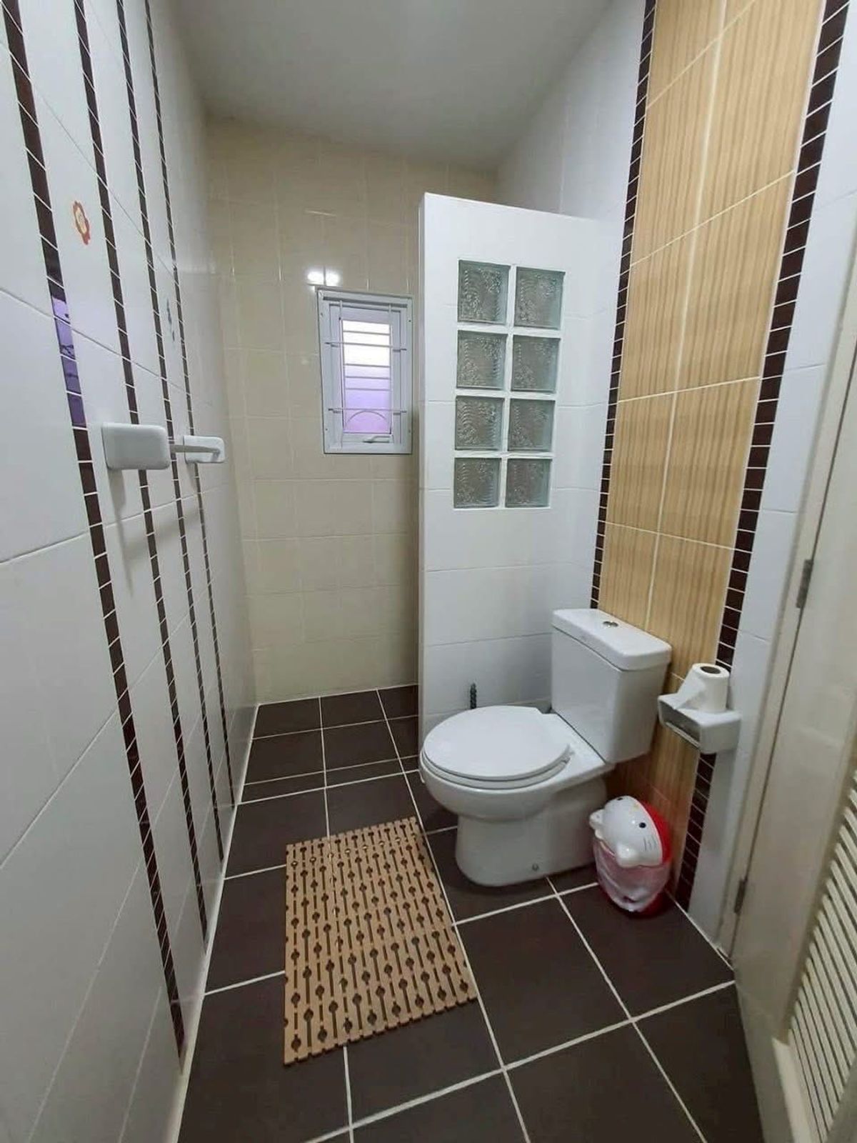 For RentHouseRayong : For Rent (For Rent), classic luxury house with a swimming pool Sinthawa Village, Ban Chang Rayong