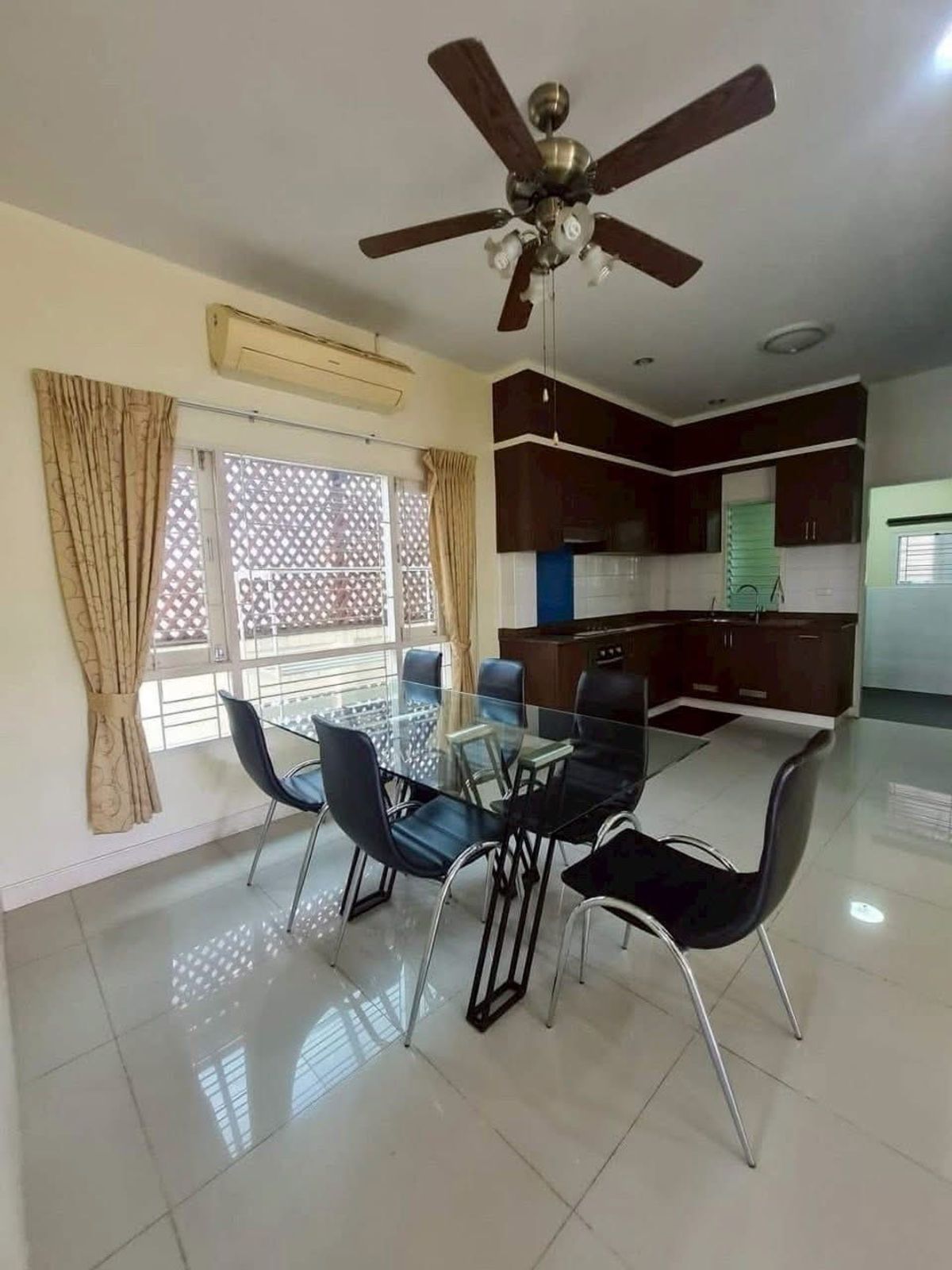 For RentHouseRayong : For Rent (For Rent), classic luxury house with a swimming pool Sinthawa Village, Ban Chang Rayong