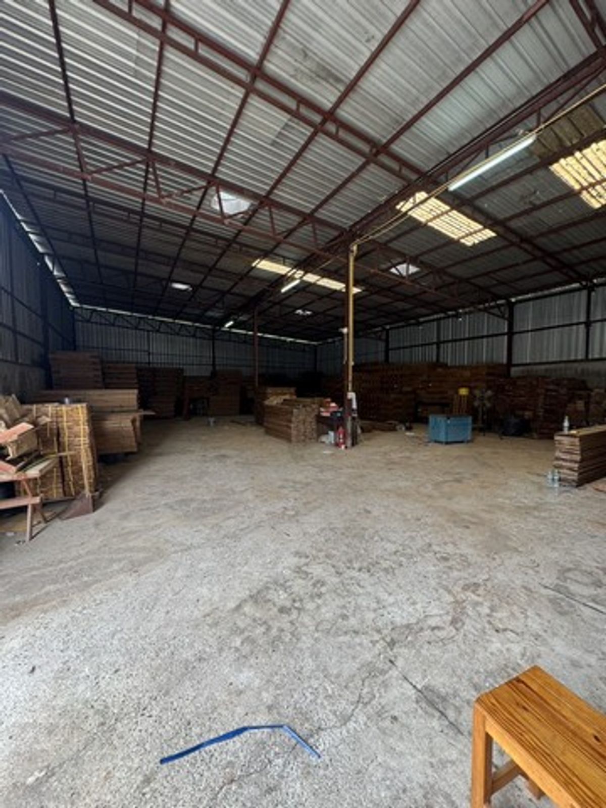 ขายโกดังนนทบุรี บางใหญ่ บางบัวทอง : ที่ดินพร้อมโกดัง ซอยนามชุ่ม1 บางใหญ่ ทำเลดี เดินทางเข้า-ออก สะดวก 