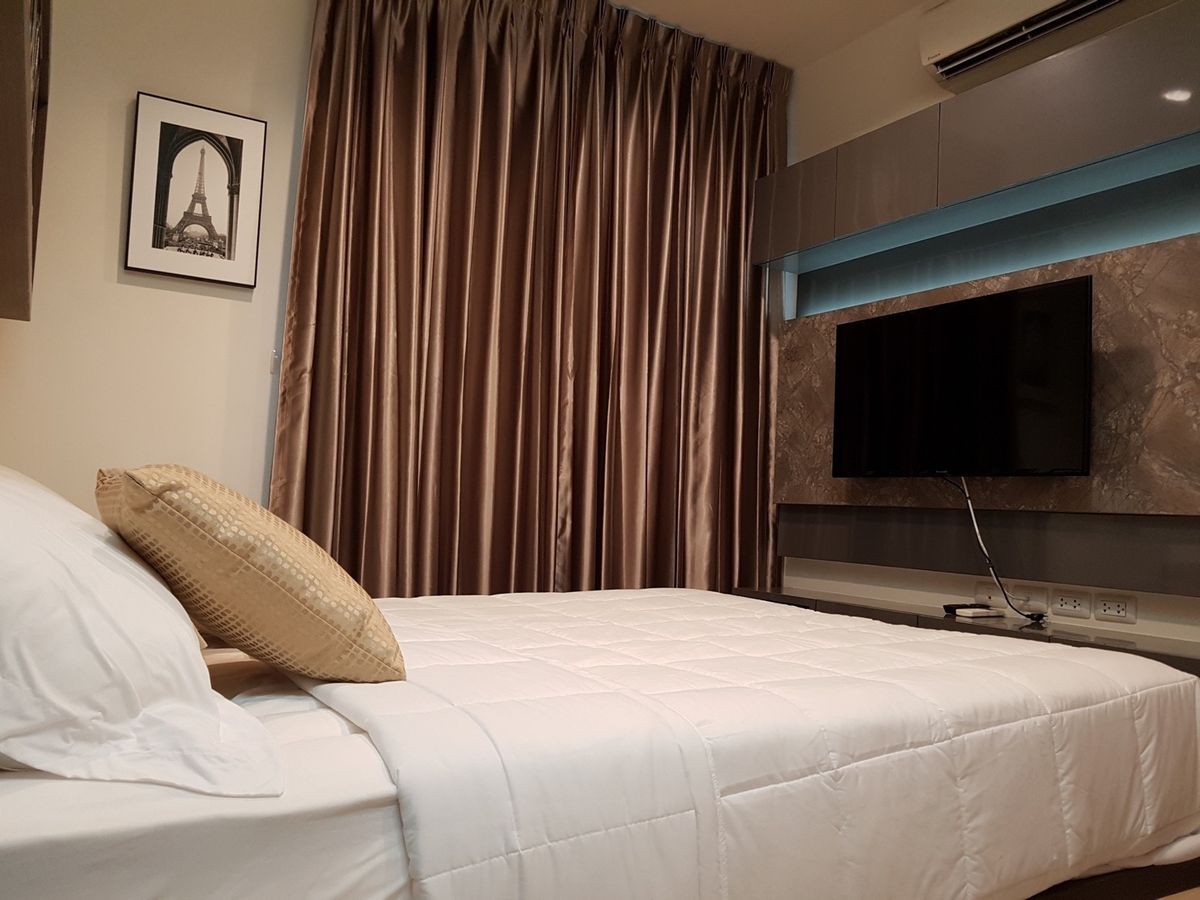 For RentCondoRama9, Petchburi, RCA : Rhythm Asoke 🚄 MRT Rama 9 | Studio price 📞 Line: @pukkhome (with @)