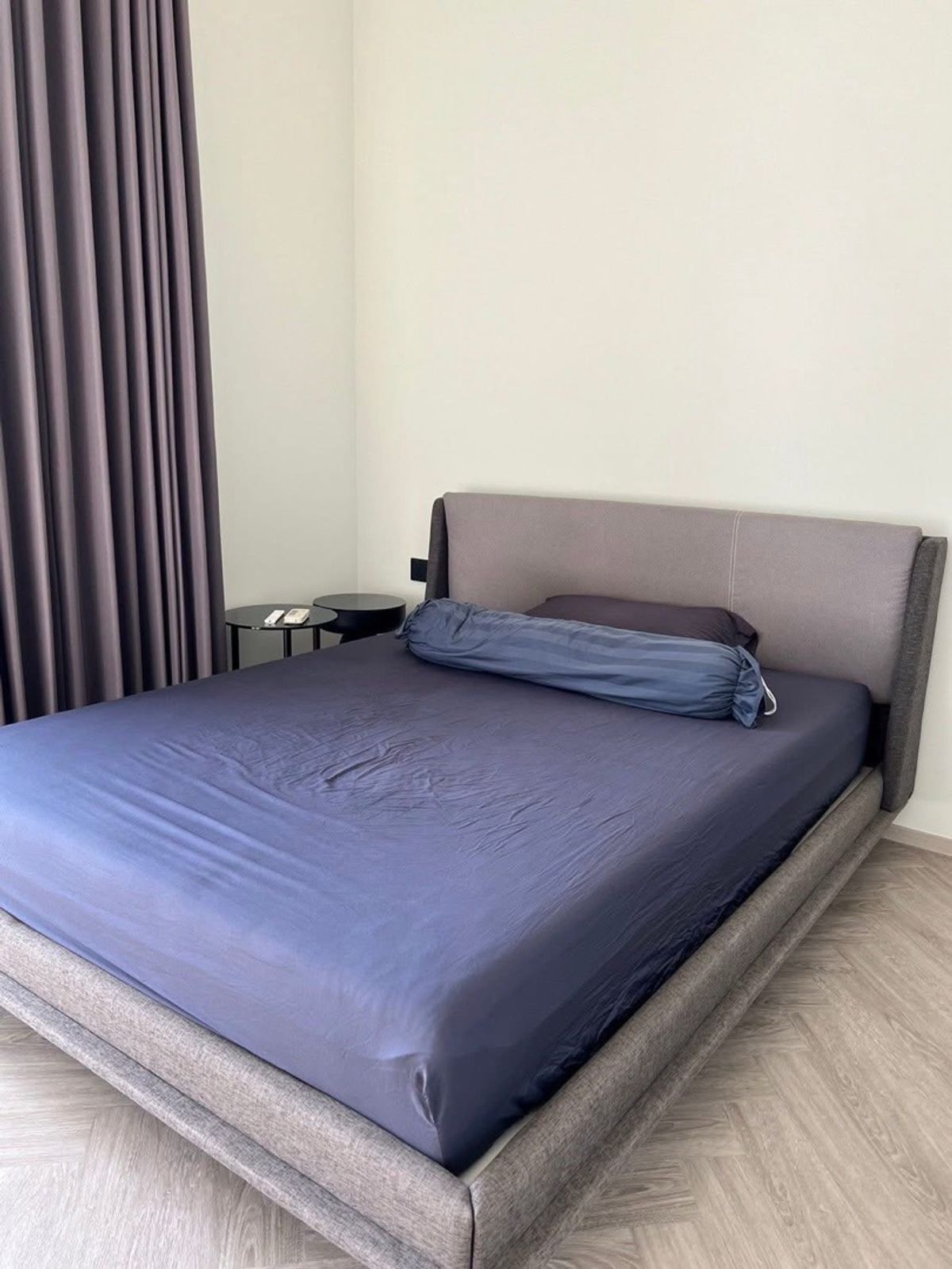 For RentCondoWongwianyai, Charoennakor : Rent a luxury condo, Chapter Chareon Nakhon, beautiful view, free fireworks throughout the year from the room and central. A magnificent view of every festival Interested to say hello.