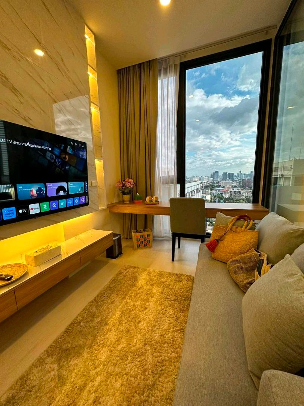 ให้เช่าคอนโดเกษตรศาสตร์ รัชโยธิน : 📣ห้องสวย สนใจเช่า ทักด่วน🌳🌈ตอบไว Luckycondo89 หรือโทร. 0989956144