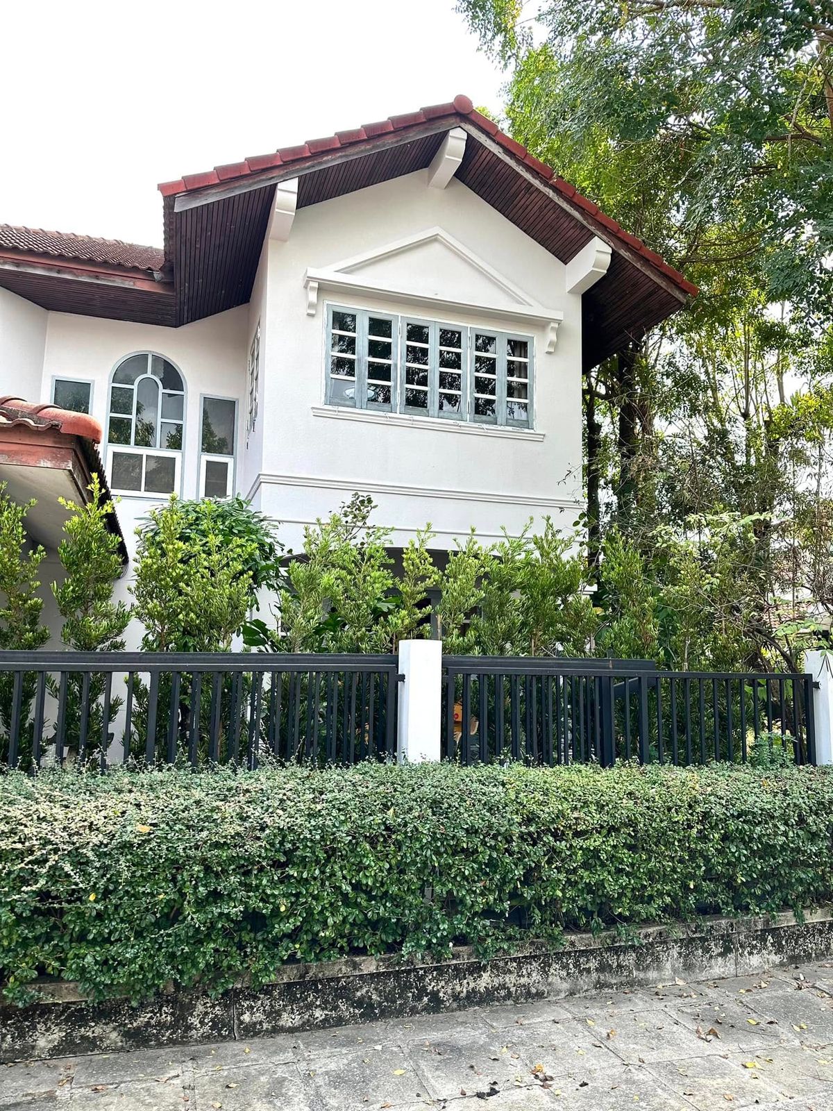 ขายบ้านมีนบุรี-ร่มเกล้า : สัมมากร รามคำแหง 112 / 4 ห้องนอน (ขาย), Sammakorn Ramkamhang 112 / 4 Bedrooms (FOR SALE) AA394 