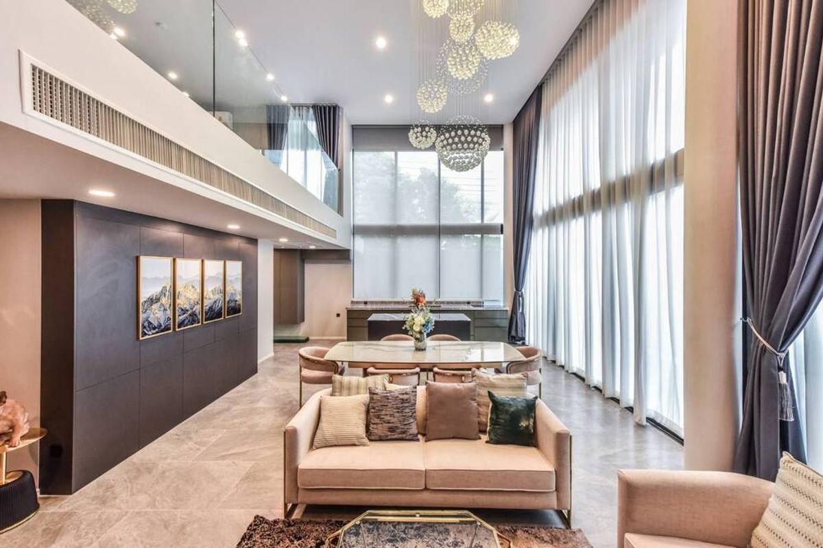 ให้เช่าบ้านรัชดา ห้วยขวาง : The Privatier Ratchada 32 ,, Luxury 4 bedroom, 6 bathroom , ready to move in, Special Deal !!