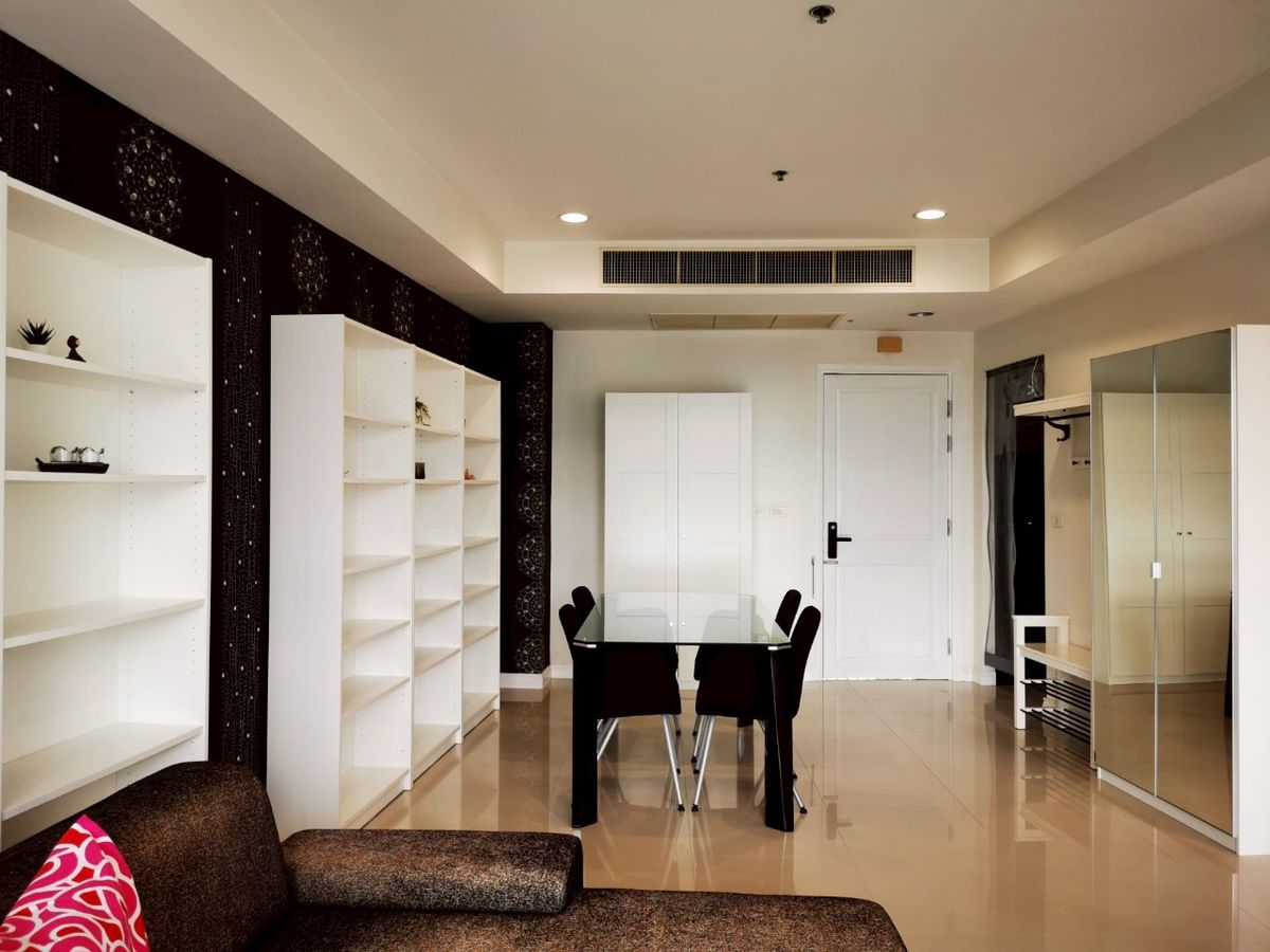 For SaleCondoWitthayu, Chidlom, Langsuan, Ploenchit : Condo for Sale Baan Rajprasong – CBD Location near BTS Ratchadamri 200m