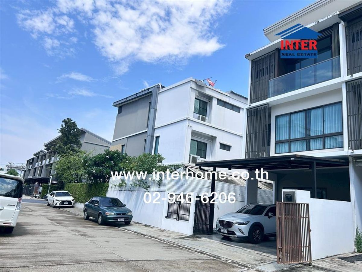 ขายทาวน์โฮมเกษตร นวมินทร์ ลาดปลาเค้า : ทาวน์โฮม 3 ชั้น 32.2 ตร.ว. หมู่บ้านเดอะแลนด์มาร์ค เอกมัย-รามอินทรา ซอยสุคนธสวัสดิ์25 ถนนประเสร็ฐมนูกิจ ถนนสุคนธสวัสดิ์ เขตลาดพร้าว กรุงเทพมหานคร