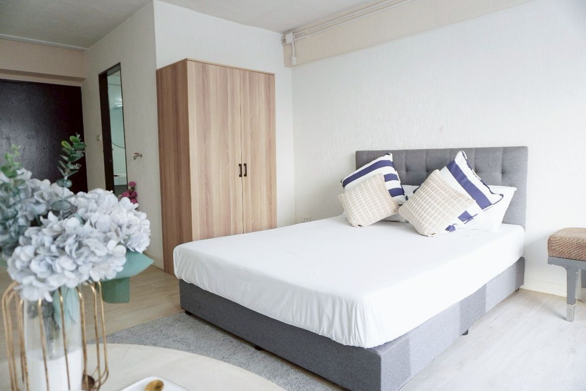 For SaleCondoRatchathewi,Phayathai : Ratchathewi Ville – Close to BTS Phaya Thai, Easy Walk! Prime City-Center Location.