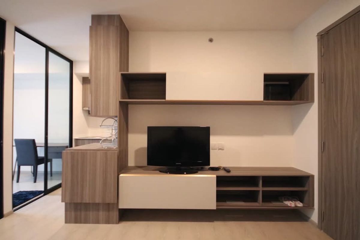 ให้เช่าคอนโดบางนา แบริ่ง ลาซาล : 9,500 BHT/Month The Muve Bangna