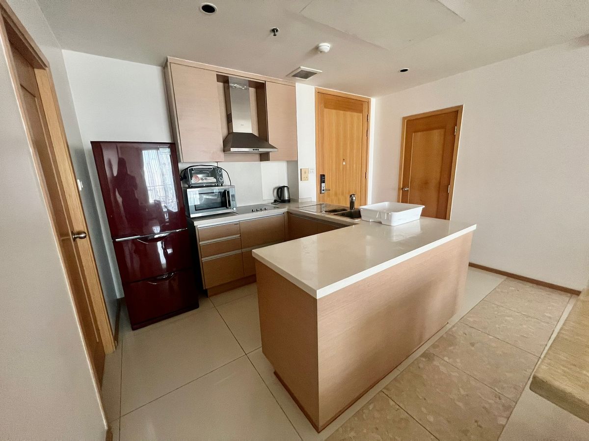 For RentCondoSathorn, Narathiwat : For Rent the Empire Place 2Beds 2Baths Size 99 SQ.M. F/F