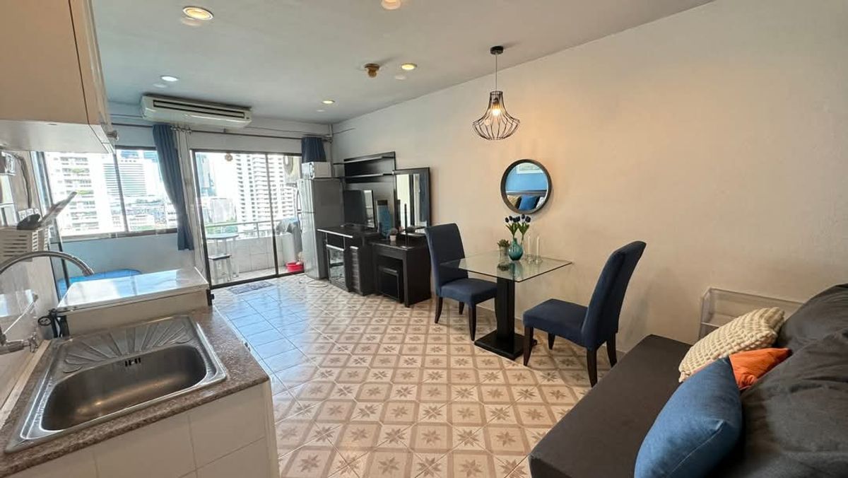 For RentCondoSukhumvit, Asoke, Thonglor : 16,000 BHT/MONTH Saranjai Mansion Sukhumvit 4 BTS NANA 3 MINS