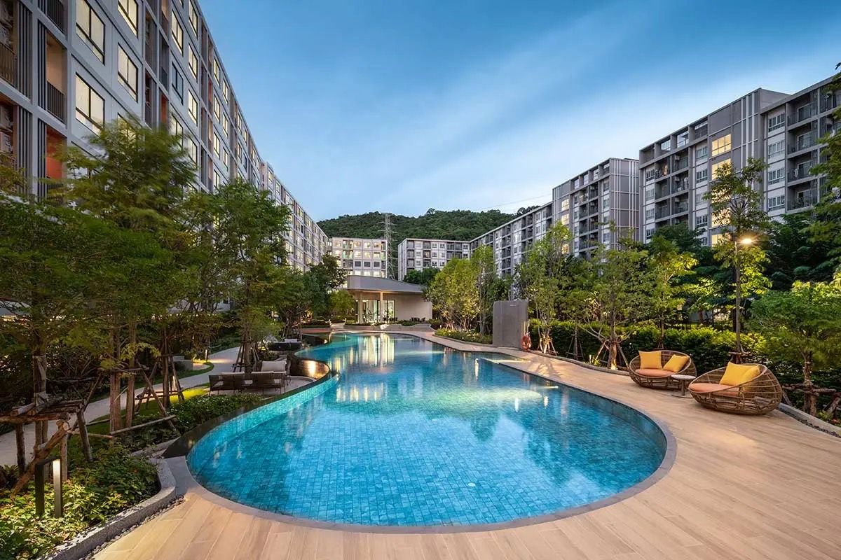 For SaleCondoSriracha Laem Chabang Ban Bueng : 🔥HOT DEAL🔥 Dcondo Vale Sriracha Fully furnished unit with furniture & electrical appliances. Big discount! Guaranteed the best price! 💯 📱092-808-8899