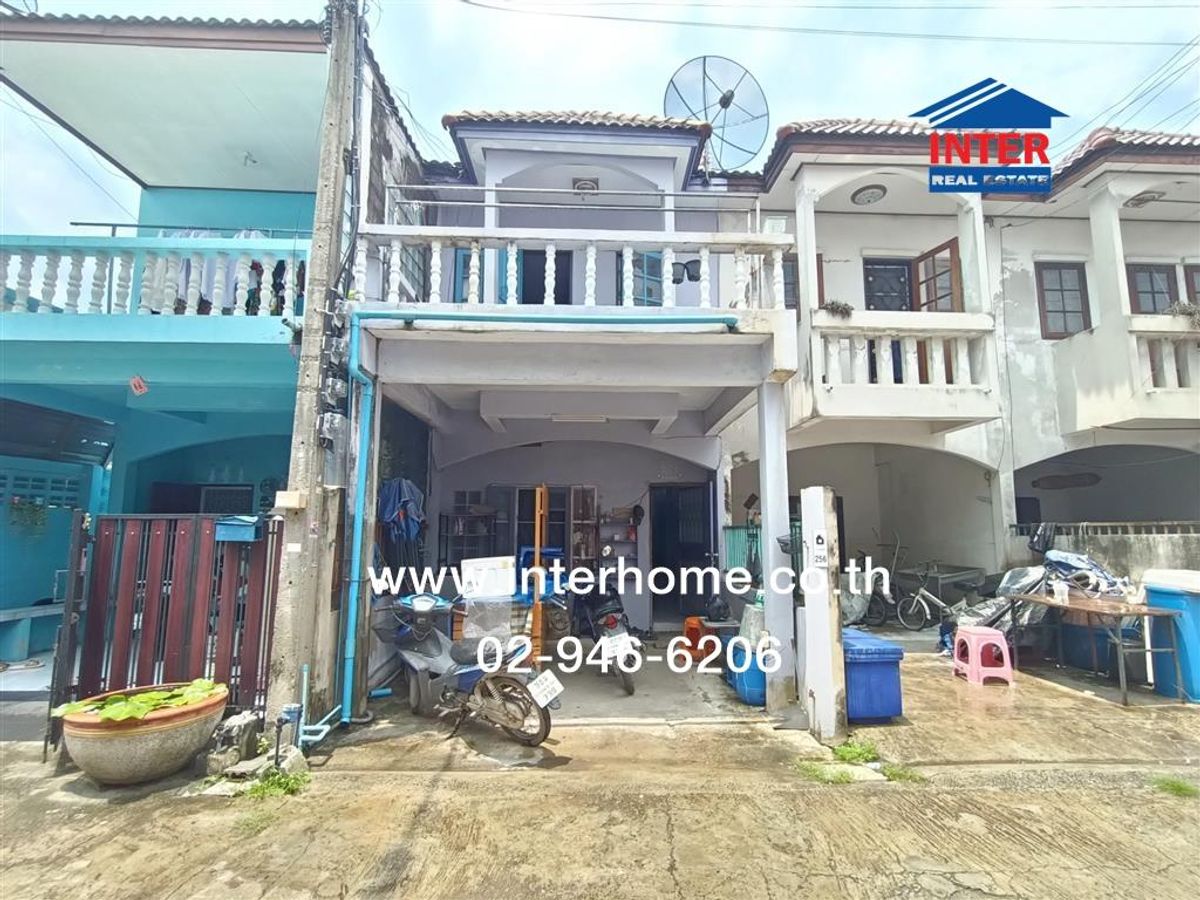 ขายทาวน์โฮมปทุมธานี รังสิต ธรรมศาสตร์ : ทาวน์เฮ้าส์ 2 ชั้น 16 ตร.ว. หมู่บ้านณัฐวรรณ ซอยรังสิต-นครนายก31 ถนนรังสิต-นครนายก ถนนเลียบคลองสอง ธัญบุรี ปทุมธานี