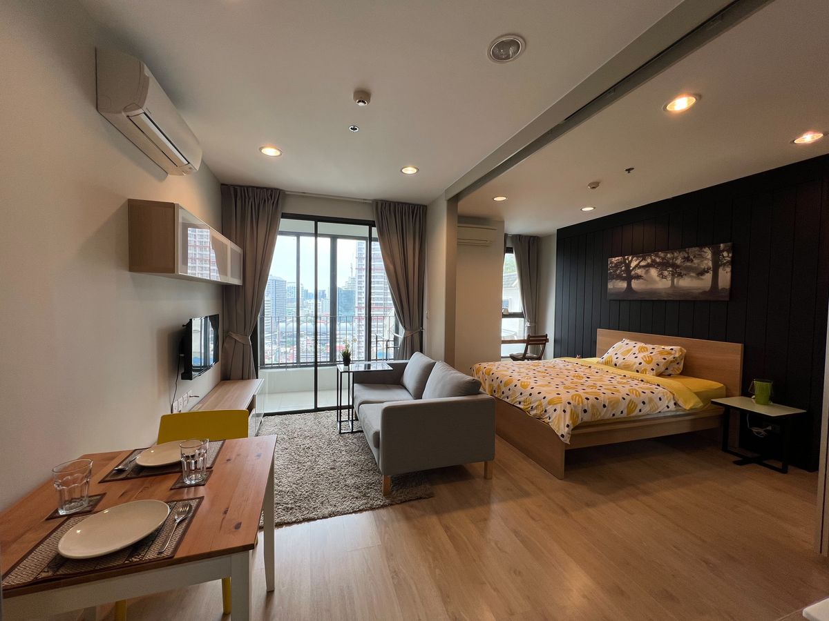 For RentCondoRatchathewi,Phayathai : For Rent Condo Ideo Q Ratchathewi fully furnished (S15-25078)