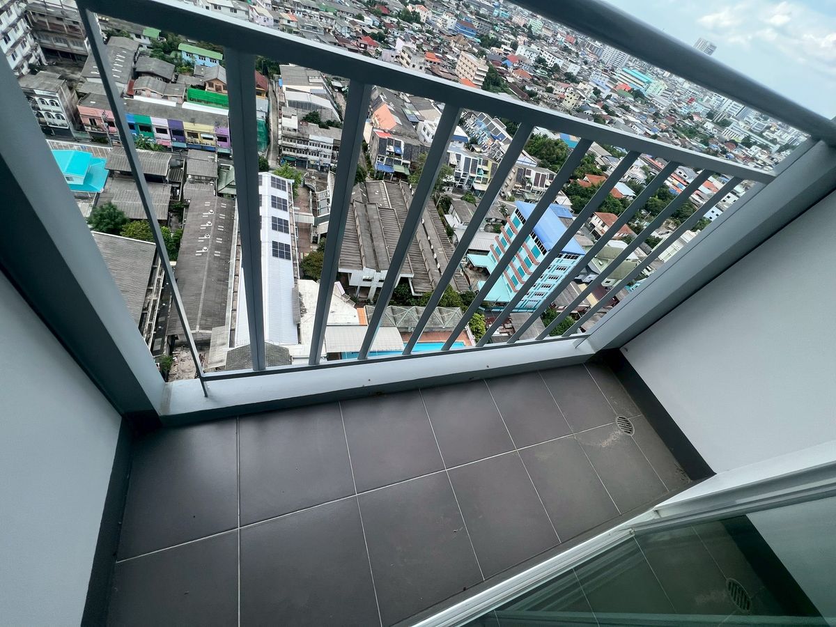 ขายคอนโดปิ่นเกล้า จรัญสนิทวงศ์ : ขายคอนโด ลุมพินี วิลล์ จรัญ-ไฟฉาย ใกล้ ศิริราช แต่งครบ พร้อมอยู่ ขนาด 25 ตรม. เดินทางสะดวก จรัญสนิทวงศ์, รพ.ศิริราช, บางพลัด, บรมราชชนนี, อรุณอัมรินทร์, ม.ธรรมศาสตร์, ม.ศิลปากร, เพชรเกษม, MRT จรัญฯ 13, 