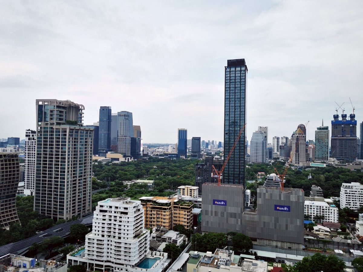 For SaleCondoWitthayu, Chidlom, Langsuan, Ploenchit : Condo for Sale Baan Rajprasong – CBD Location near BTS Ratchadamri 200m