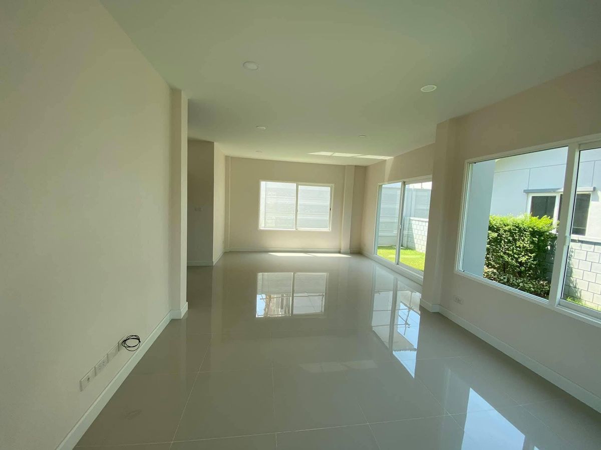 ขายบ้านลาดกระบัง สุวรรณภูมิ : NOK-065 ขายพร้อมผู้เช่า Centro Bangna-Wongwean : เซนโทร บางนา - วงแหวน   (FOR SALE WITH TANENT)