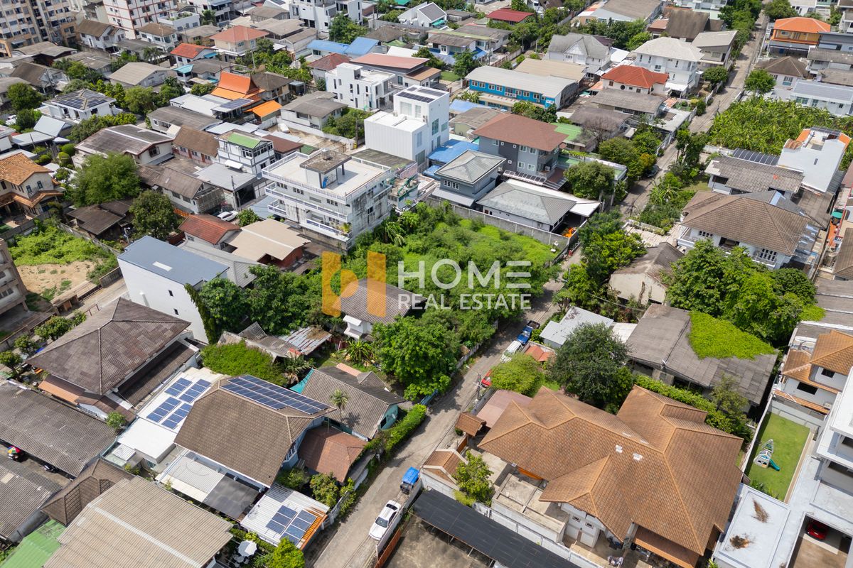 ขายที่ดินสะพานควาย จตุจักร : HOT DEAL 🔥 ที่ดิน 105 ตร.ว. อินทามระ 37 / (ขาย), Land area 105 sq.w. Inthamara 37 / (FOR SALE) MEAW659