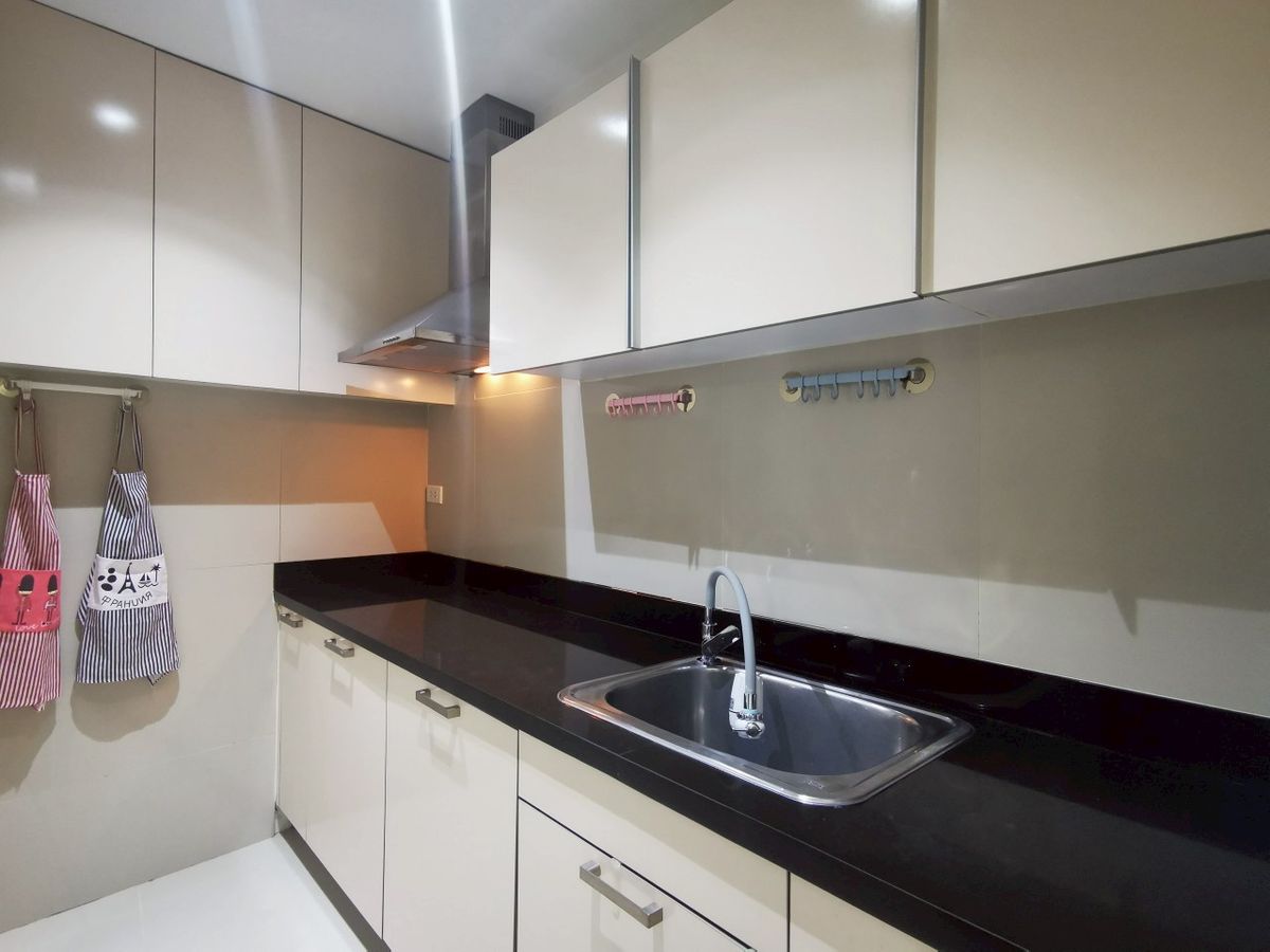 For SaleCondoWitthayu, Chidlom, Langsuan, Ploenchit : Condo for Sale Baan Rajprasong – CBD Location near BTS Ratchadamri 200m