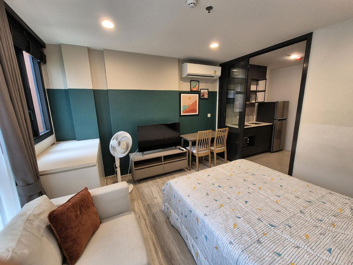 For RentCondoRatchadapisek, Huaikwang, Suttisan : 🔥For urgent rent🔥XT Huai Khwang, fully furnished, ready to move in, low floor, garden view, near Huai Khwang BTS station