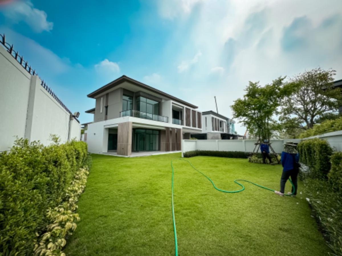 ขายบ้านบางนา แบริ่ง ลาซาล : บ้านเดี่ยวโครงการ Bangkok Boulevard Bangna Km.5 พร้อมเข้าอยู่ ติดถนนใหญ่ เดินทางง่ายใกล้แหล่งช็อปปิ้ง บนเส้นบางนา-ตราด