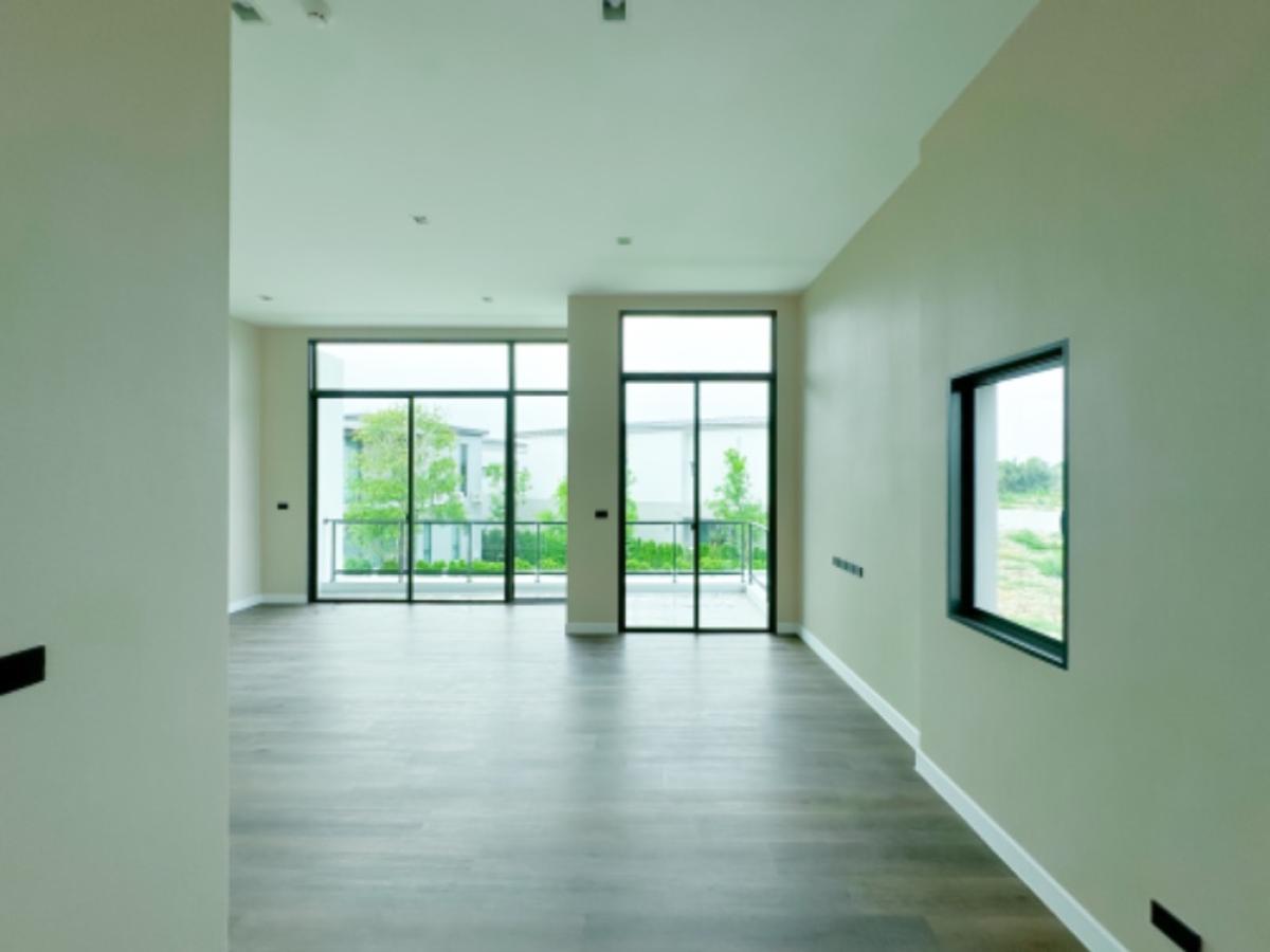 ขายบ้านบางนา แบริ่ง ลาซาล : บ้านเดี่ยวโครงการ Bangkok Boulevard Bangna Km.5 พร้อมเข้าอยู่ ติดถนนใหญ่ เดินทางง่ายใกล้แหล่งช็อปปิ้ง บนเส้นบางนา-ตราด