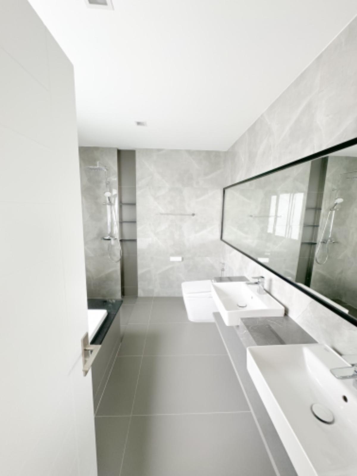 ขายบ้านบางนา แบริ่ง ลาซาล : บ้านเดี่ยวโครงการ Bangkok Boulevard Bangna Km.5 พร้อมเข้าอยู่ ติดถนนใหญ่ เดินทางง่ายใกล้แหล่งช็อปปิ้ง บนเส้นบางนา-ตราด