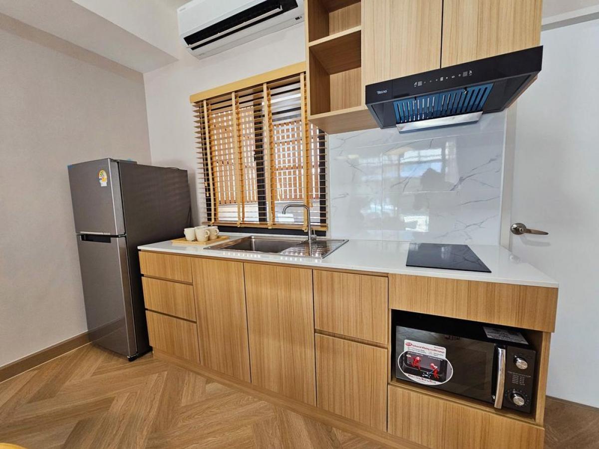 ให้เช่าทาวน์โฮมบางนา แบริ่ง ลาซาล : 28/02/2026, บ้านสวย 3 ห้องนอน ติดถนนสุขุมวิท ใกล้ BTS แบริ่ง Pleno Sukhumvit-Bangna 2 พร้อมเช่า 33,000 บาท/เดือน