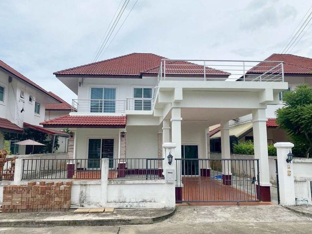For RentHouseChiang Mai : House for rent 15,000 baht per month, near Big C, Mae Hia, only 10 minutes. No.9H908