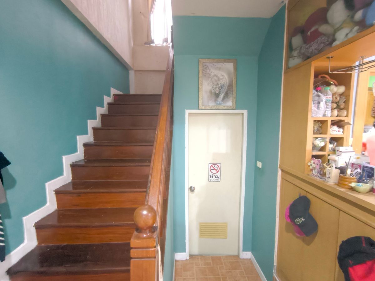 For SaleHousePathum Thani,Rangsit, Thammasat : Detached house, corner in front of the garden, wide road, can park many cars