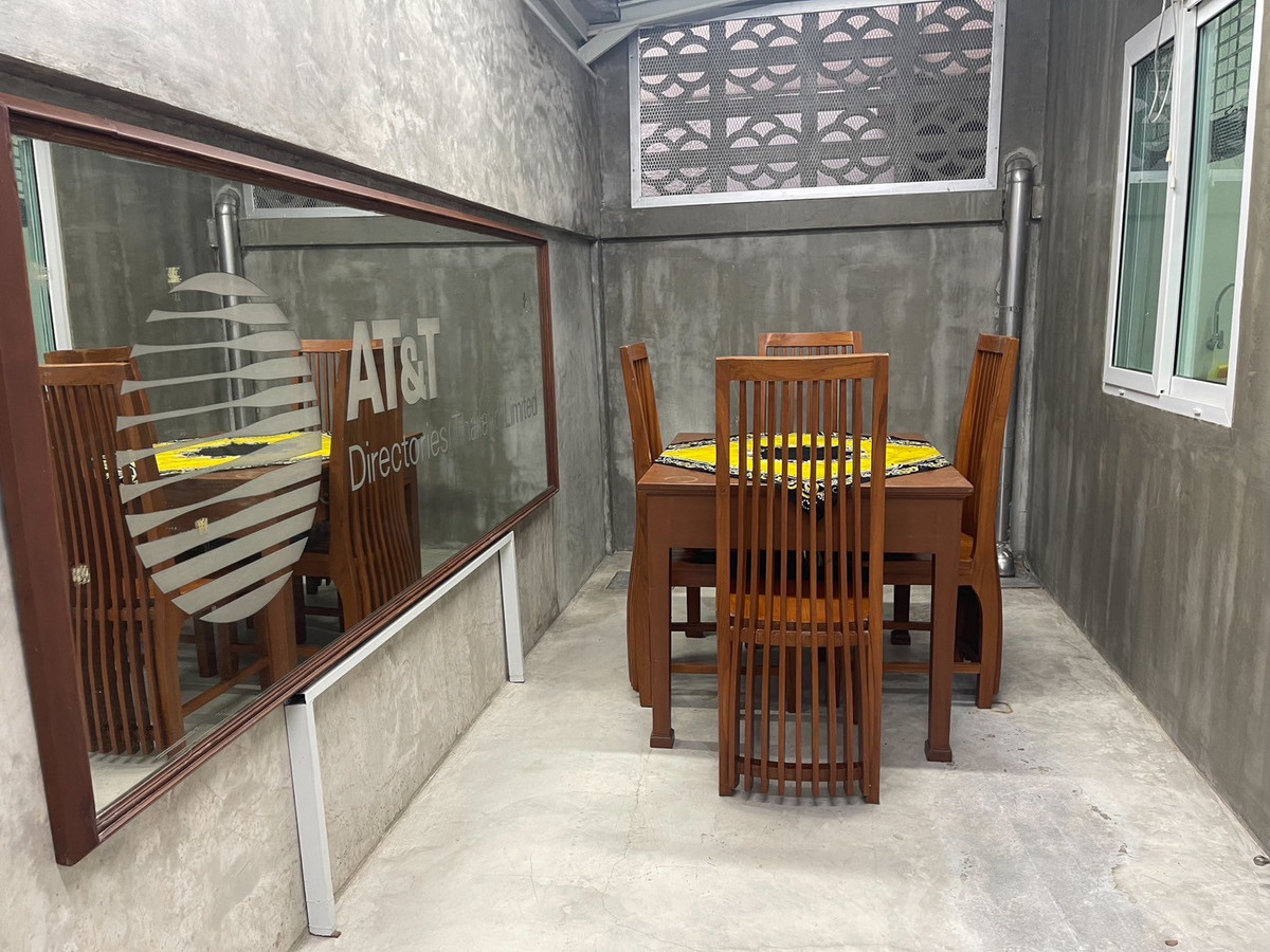 ให้เช่าทาวน์โฮมเกษตรศาสตร์ รัชโยธิน : ทาวน์เฮาส์ หัวมุม 4ห้องนอน (2 ยูนิตผสม) ซอยพหลโยธิน51 ปากซอย BTS เฟอร์นิเจอร์ครบ