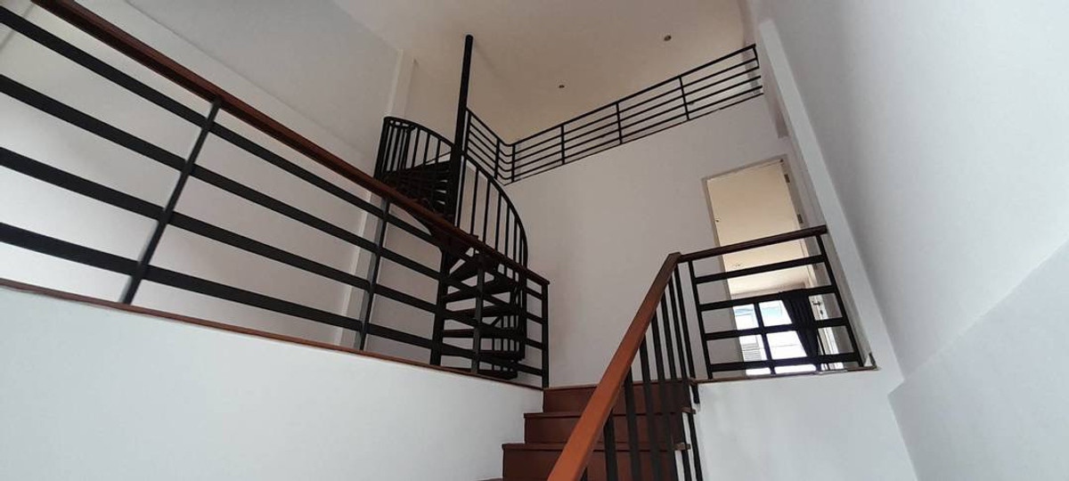 ให้เช่าทาวน์โฮมแจ้งวัฒนะ เมืองทอง : ทาวน์โฮม ติดรถไฟฟ้า เดิน5นาที ขึ้นทางด่วน2นาที ทำออฟฟิศ จดบริษัทได้