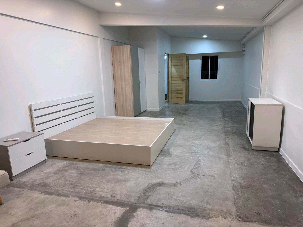 For RentCondoSathorn, Narathiwat : Rental room Soi Chan 44