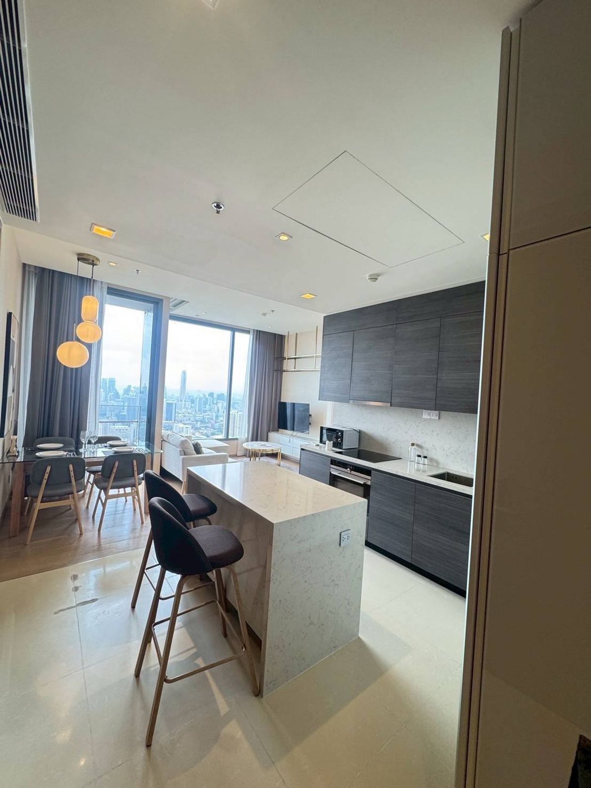 ให้เช่าคอนโดสุขุมวิท อโศก ทองหล่อ : THE ESSE ASOKE 2 ห้องนอน 2 ห้องน้ำ มีอ่างอาบน้ำ คอนโดอโศก ใกล้ BTS อโศก & MRT สุขุมวิท