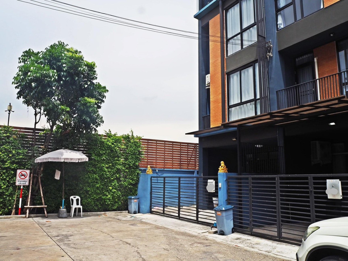 ให้เช่าทาวน์โฮมแจ้งวัฒนะ เมืองทอง : ราคาพิเศษมาก! ทาวน์โฮม 4ชั้น 3ห้องนอน 3ห้องน้ำ 3แอร์ 2นาทีถึงด่วน ติด BTS