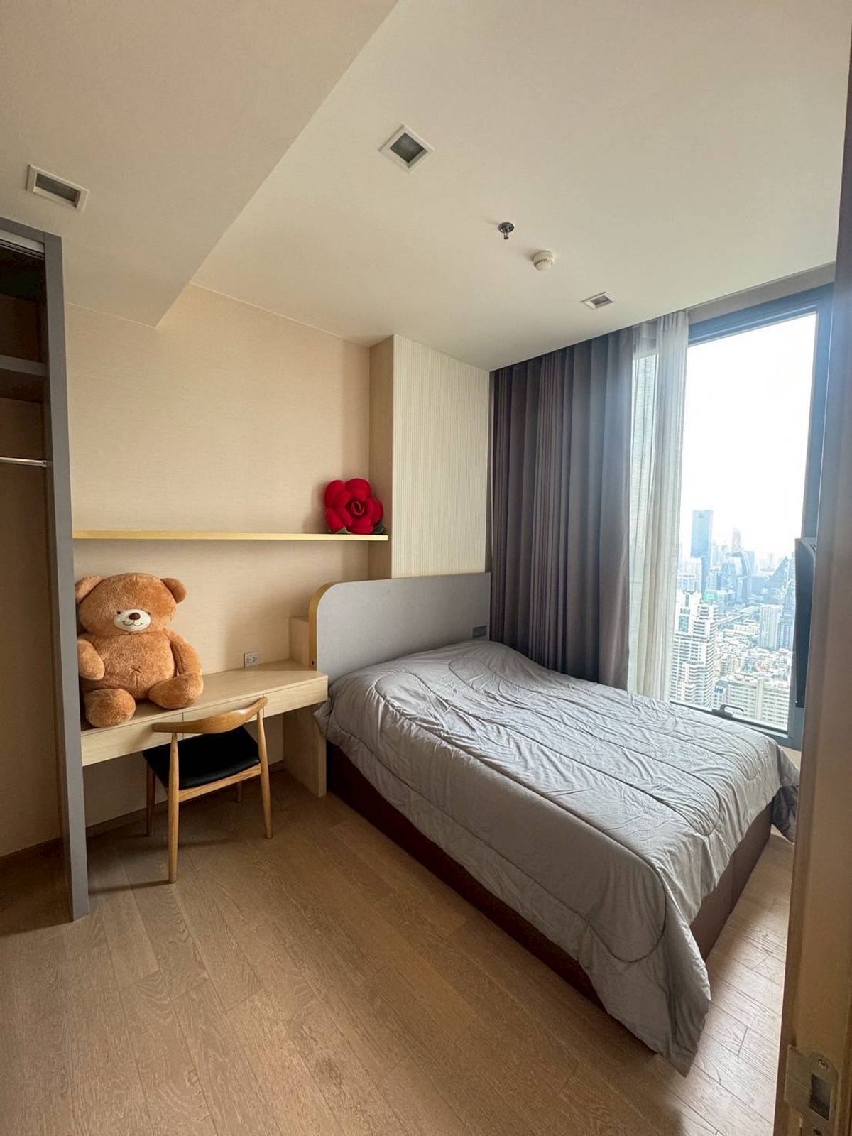 ให้เช่าคอนโดสุขุมวิท อโศก ทองหล่อ : THE ESSE ASOKE 2 ห้องนอน 2 ห้องน้ำ มีอ่างอาบน้ำ คอนโดอโศก ใกล้ BTS อโศก & MRT สุขุมวิท