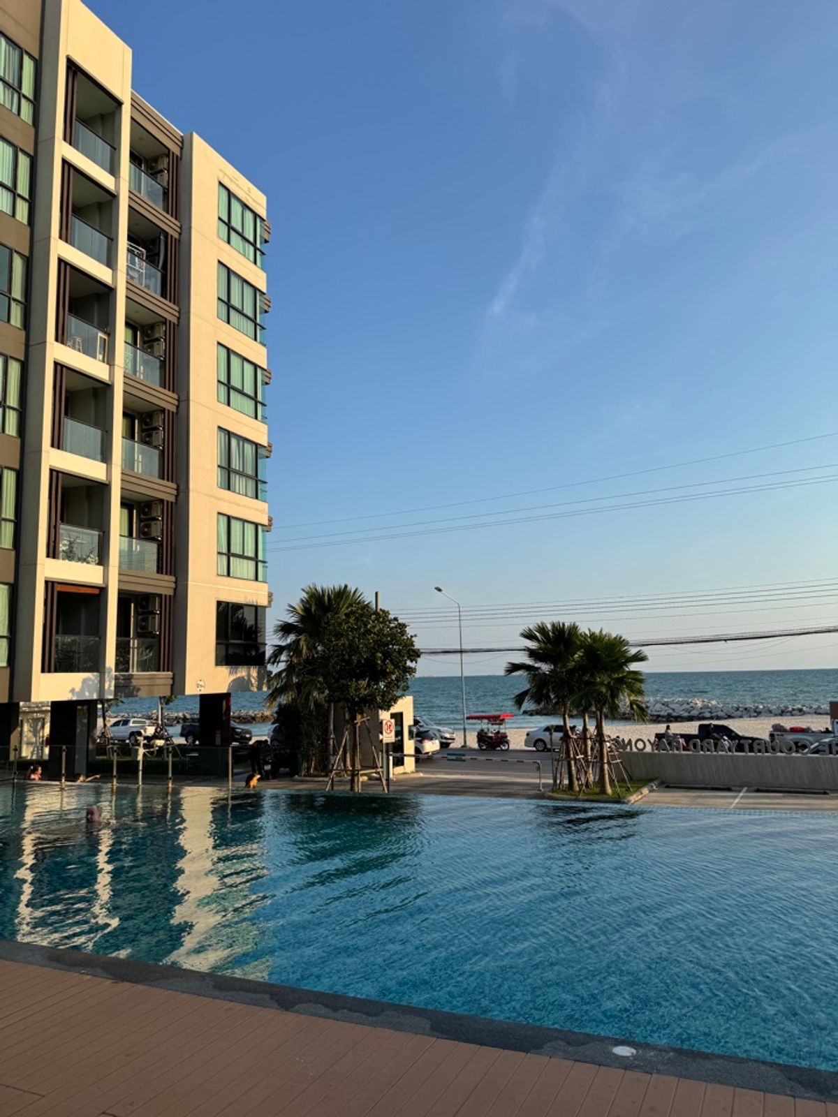 คอนโดระยอง : The courtyard rayong ทำเลดี ตรงข้ามทะเล