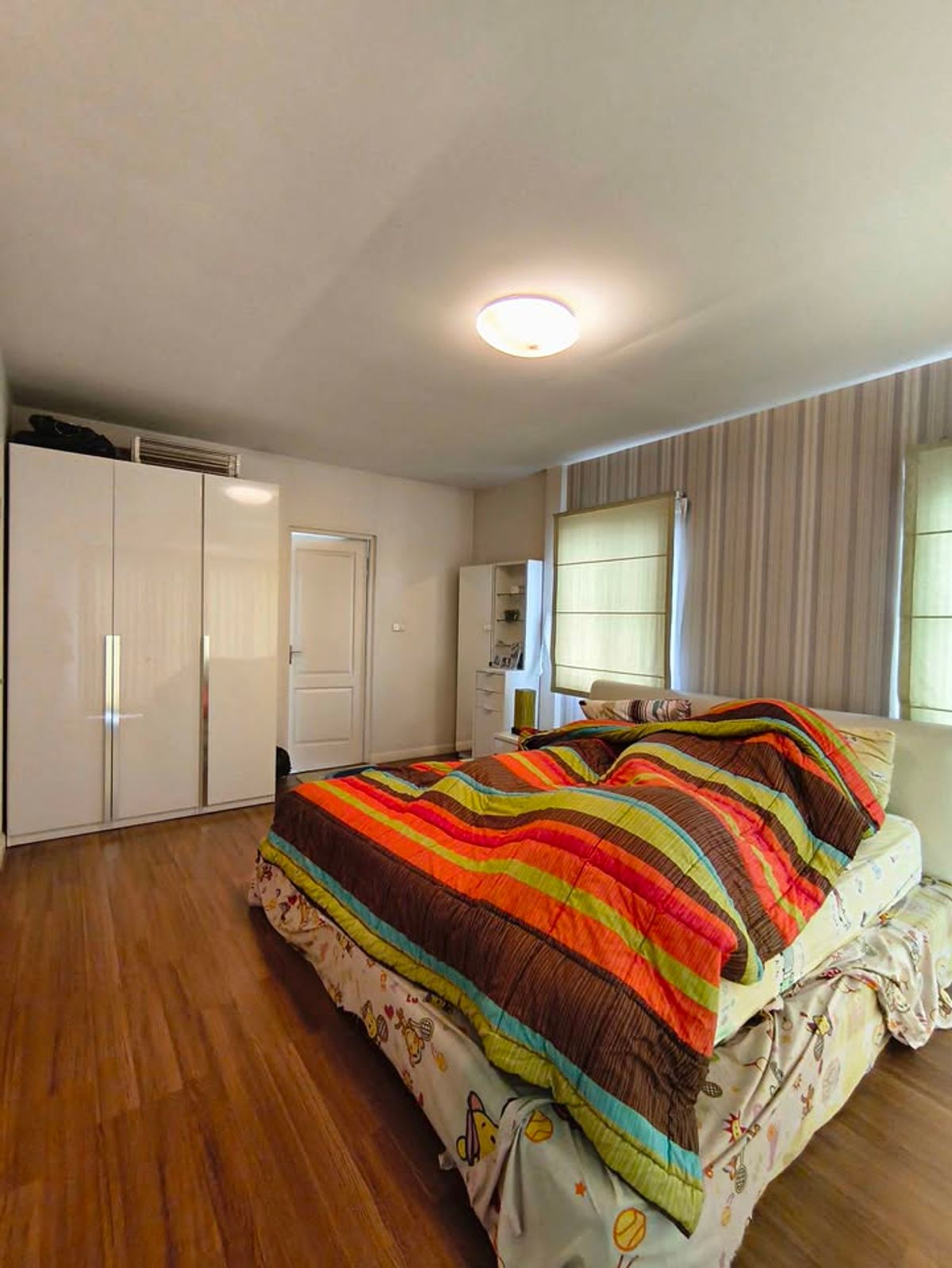 ให้เช่าบ้านพระราม 5 ราชพฤกษ์ บางกรวย : บ้านเดี่ยว 3ห้องนอน 3ห้องน้ำ เฟอร์นิเจอร์ครบ ติดวงเวียนพระราม5 ตรงข้าม เดอะ วอล์ค พร้อมเข้าอยู่ 