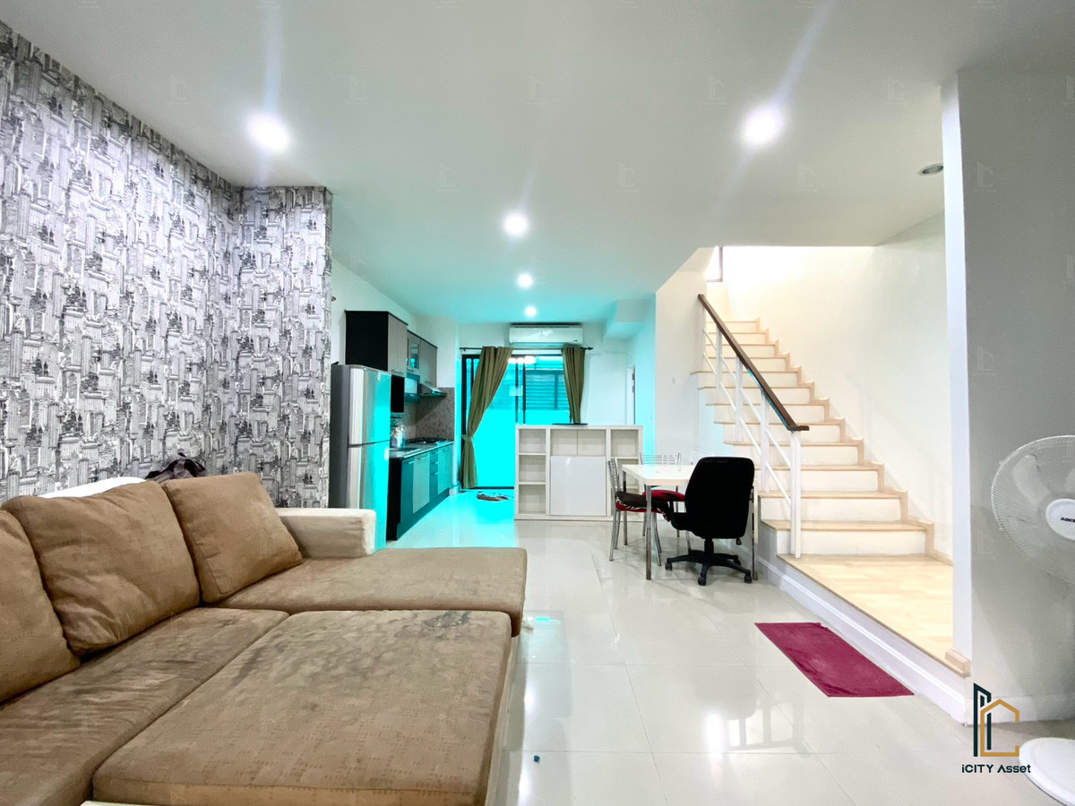 ขายทาวน์โฮมอ่อนนุช อุดมสุข : 🔥🔥ขายถูกก ราคาดีที่สุด!! 3b3b 4.9mb - Areeya Mandarina Sukhumvit 77 📞Call 096 896 5953