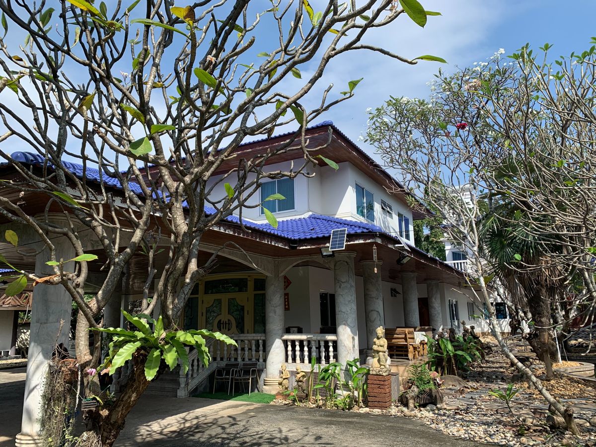 ขายที่ดินโชคชัย4 ลาดพร้าว71 : VLM 865.3  ขายที่ดิน + บ้าน ซอยนาคนิวาส 2 แยก 2  แขวงลาดพร้าว เขตลาดพร้าว