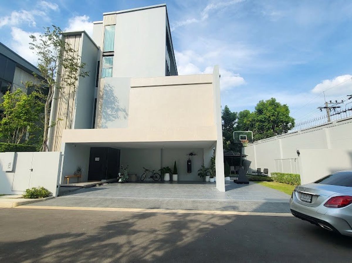 ให้เช่าบ้านพัฒนาการ ศรีนครินทร์ : 🔥🔥𝐒𝐢𝐧𝐠𝐥𝐞 𝐇𝐨𝐮𝐬𝐞 𝐕𝐢𝐯𝐞 𝐊𝐫𝐮𝐧𝐠𝐭𝐡𝐞𝐩 𝐊𝐫𝐞𝐞𝐭𝐡𝐚
🔥🔥
(บ้านเดี่ยว วีเว่ กรุงเทพกรีฑา)