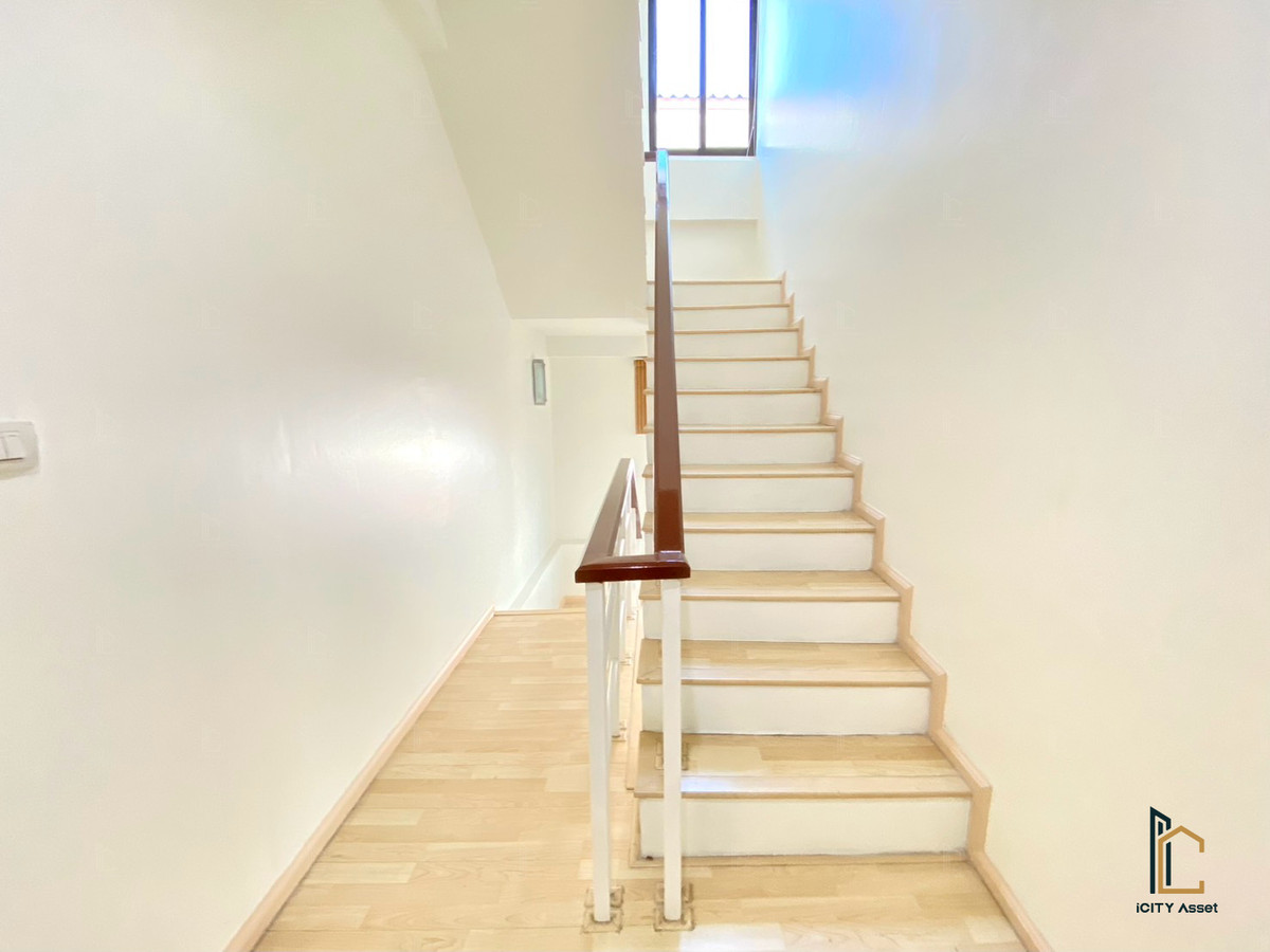 ขายทาวน์โฮมอ่อนนุช อุดมสุข : 🔥🔥ขายถูกก ราคาดีที่สุด!! 3b3b 4.9mb - Areeya Mandarina Sukhumvit 77 📞Call 096 896 5953