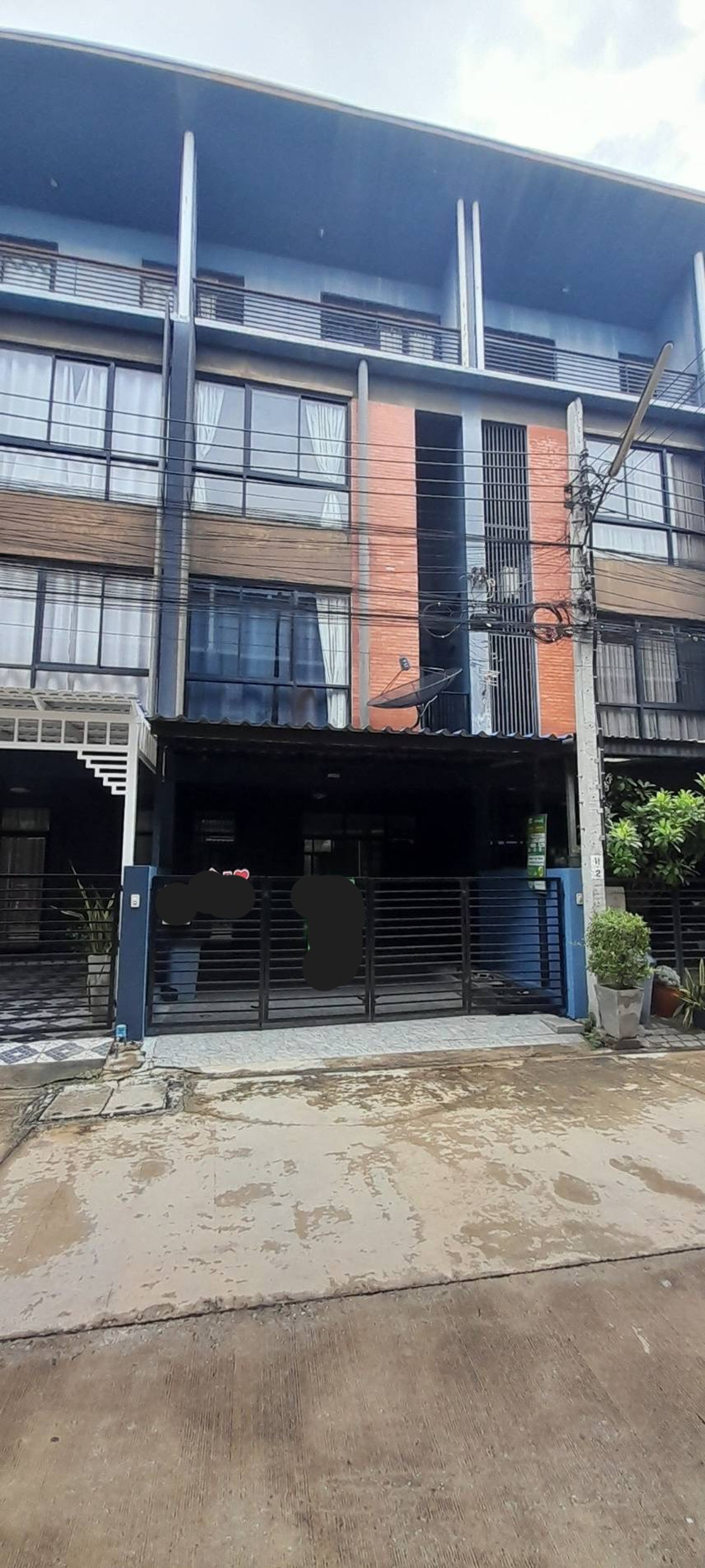 ให้เช่าทาวน์โฮมแจ้งวัฒนะ เมืองทอง : ทาวน์โฮม ติดรถไฟฟ้า เดิน5นาที ขึ้นทางด่วน2นาที ทำออฟฟิศ จดบริษัทได้