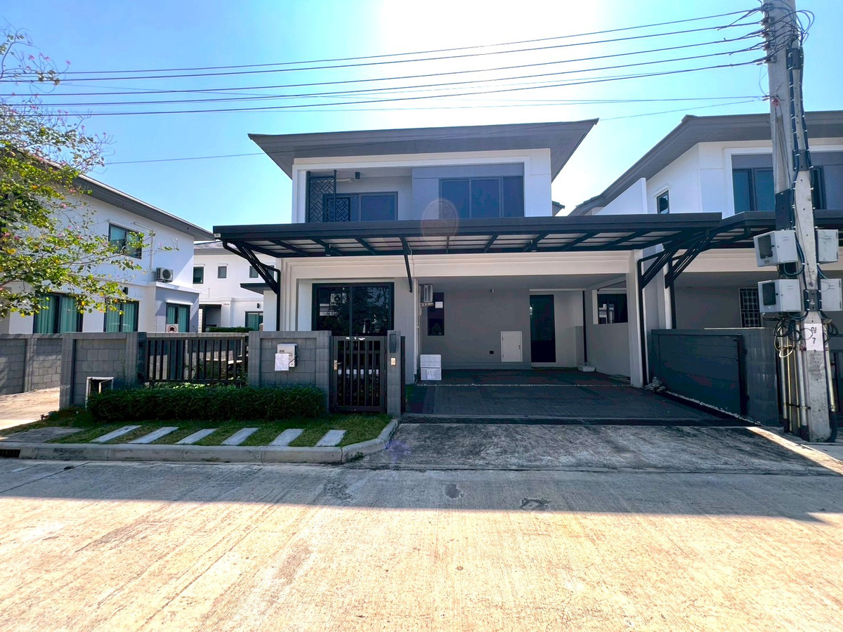 For RentHouseRama5, Ratchapruek, Bangkruai : 4bedroom house, have a room on the first floor, fully furnished. 2-mins drive to The Walk, near Rachapruek University.