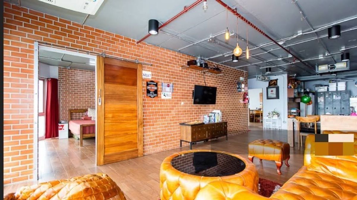 ขายคอนโดนานา : LTH12570RE – Sukhumvit Suites Condo FOR SALE 2 bedrooms 107 Sq.M. High floor (30+fl) with 3 parkings for Sale on 7.5MB (Price drop from 8.6MB)