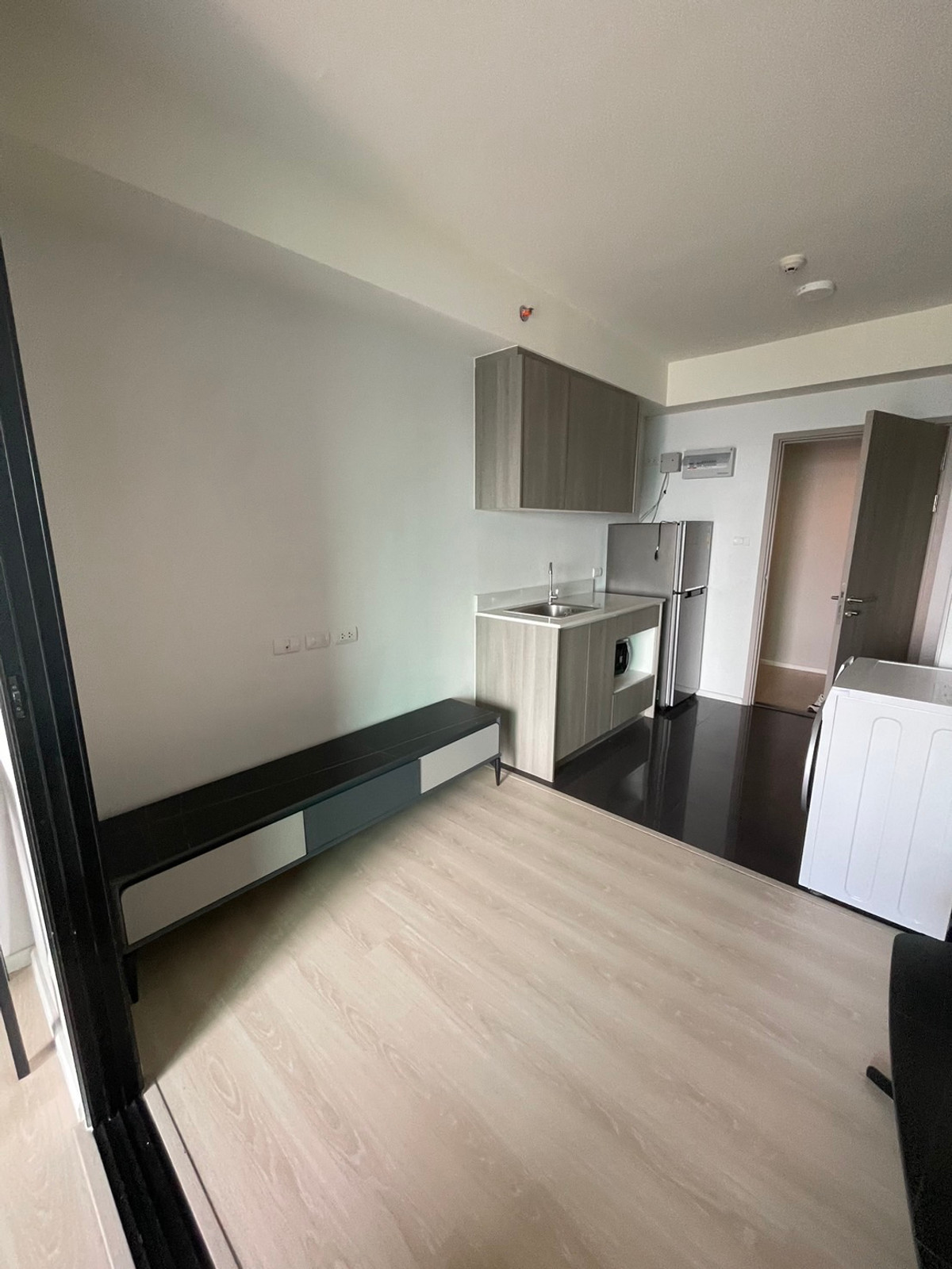 For RentCondoBangna, Bearing, Lasalle : Condo for rent 1 bedroom A Space Mega next to Mega Bangna