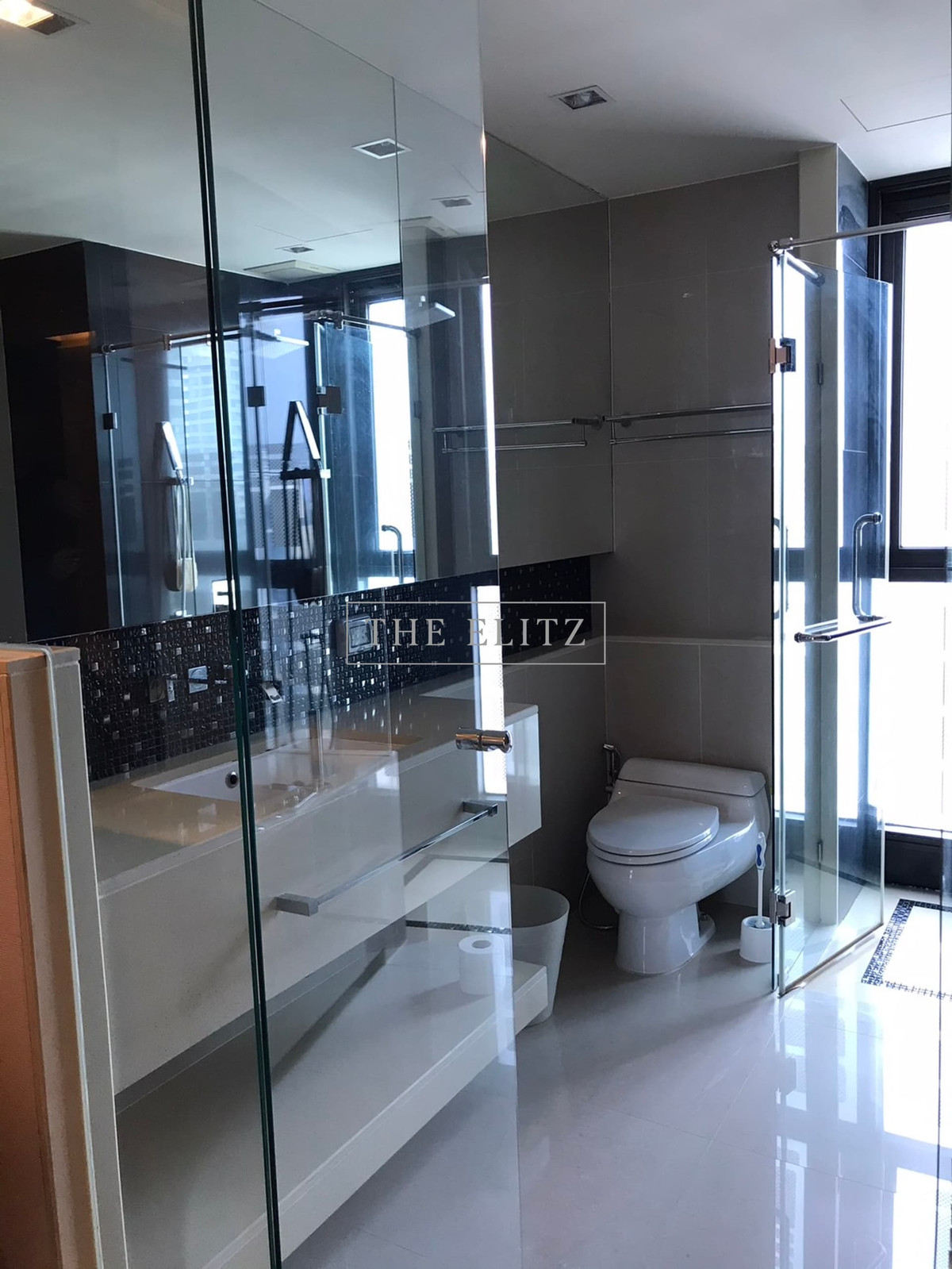 ให้เช่าคอนโดสาทร นราธิวาส : ✨ The Address Sathorn ให้ความสงบ ท่ามกลางความวุ่นวาย ใจกลางย่านธุรกิจอย่างสาธร 💯